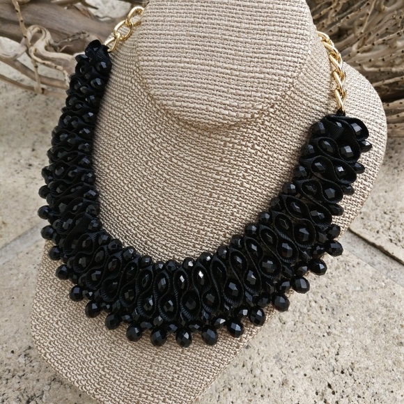 Super Chic Black Handmade Necklace - Picture 9 of 9